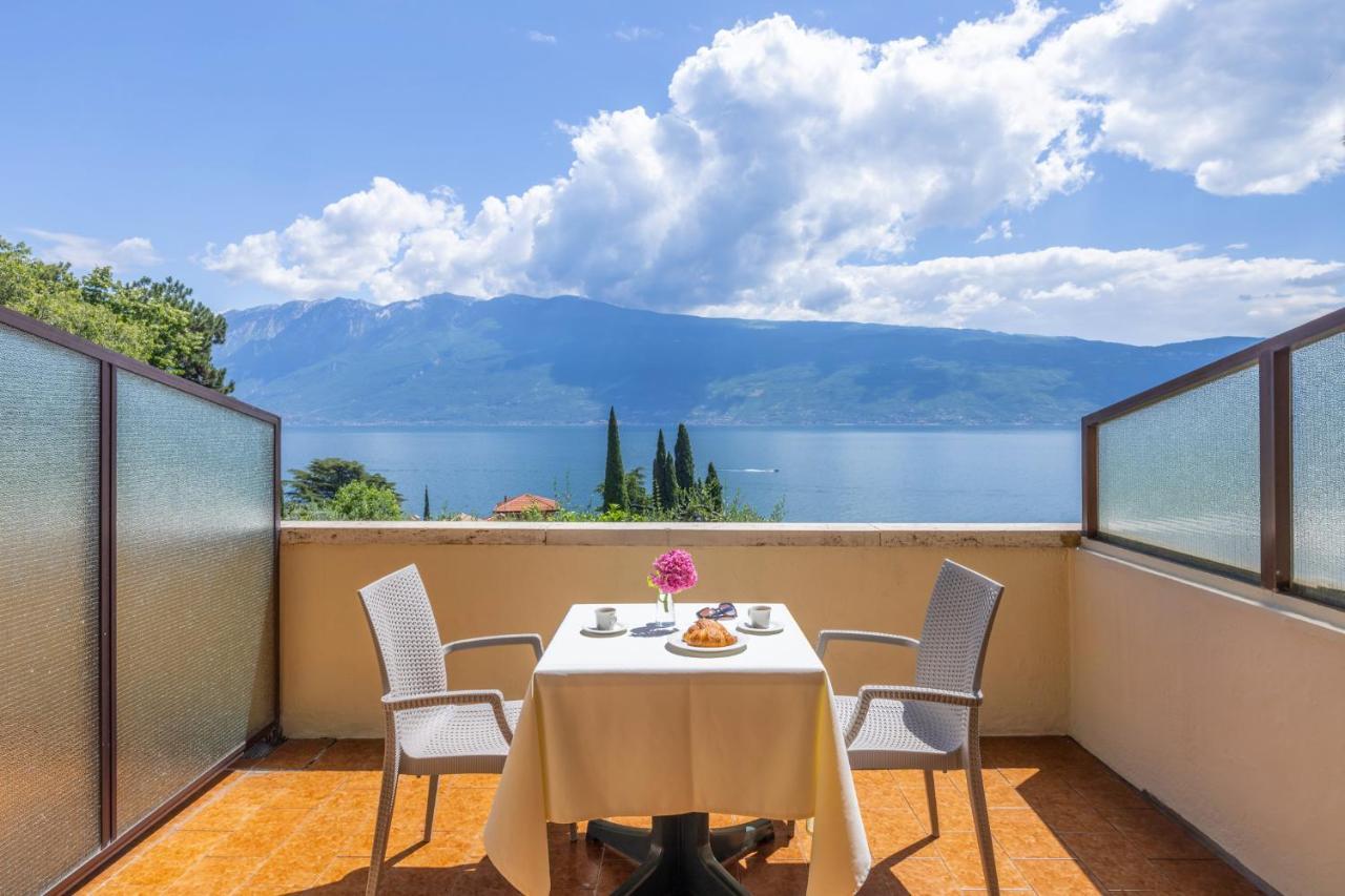 Hotel Meandro - Lake View Gargnano Extérieur photo