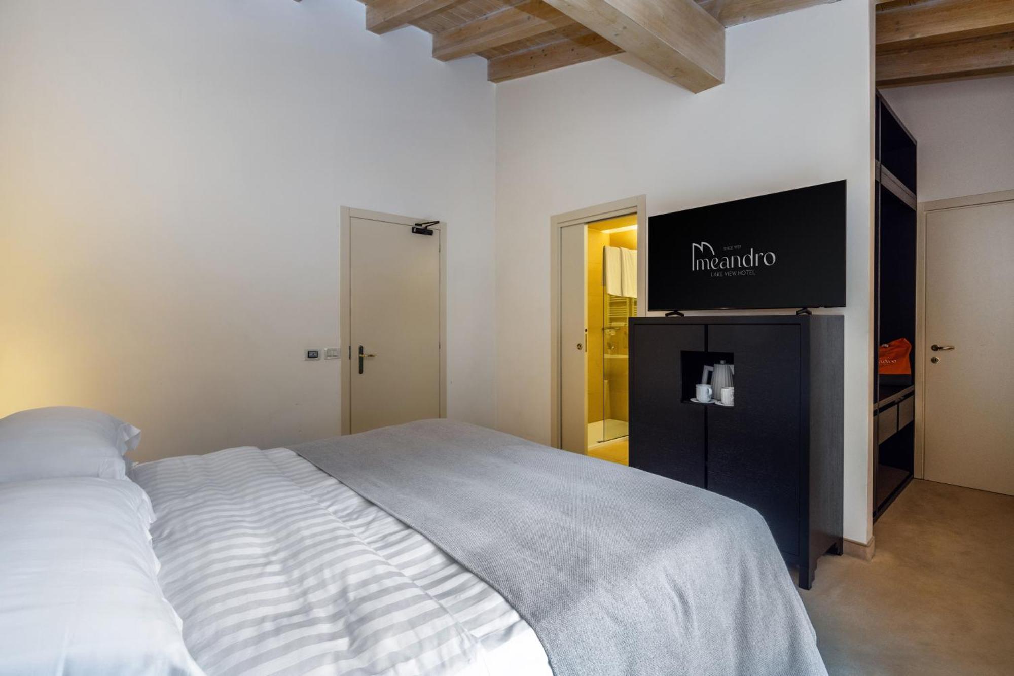 Hotel Meandro - Lake View Gargnano Chambre photo