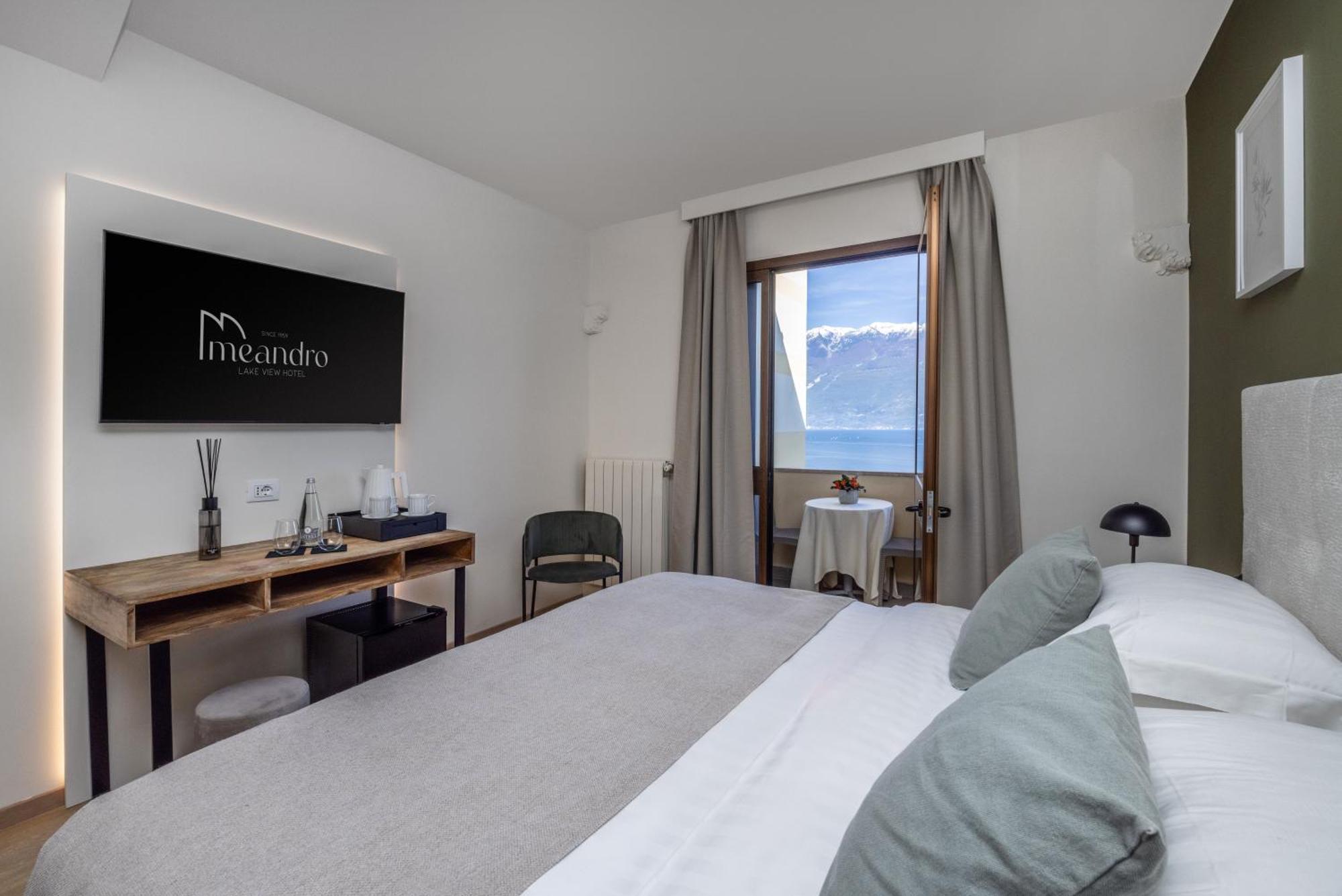 Hotel Meandro - Lake View Gargnano Chambre photo